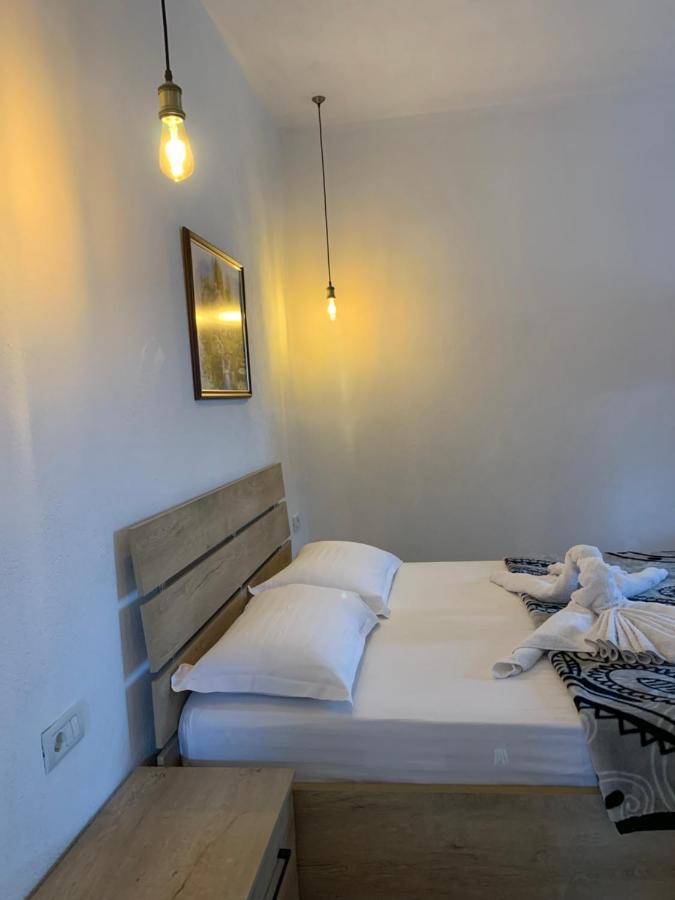 Hotel Apostoli Përmet Exteriör bild